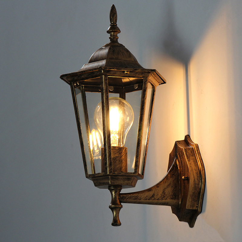 Lampada da parete a Led retrò  - Home Security Yard Sign recensione e prezzo